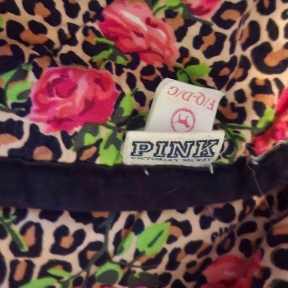 Victoria's Secret Pink Leopard Rose Comforter Queen "In Your‎ Dreams Love Pink"